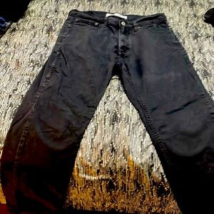 Men’s Levi jeans 32W/32L never been worn NWOT